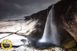 seljalandsfoss waterfall