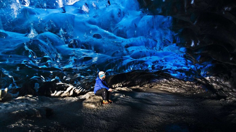 Oskar Ice man – Vatnjokull Ice Caves – Long Exposure Photography