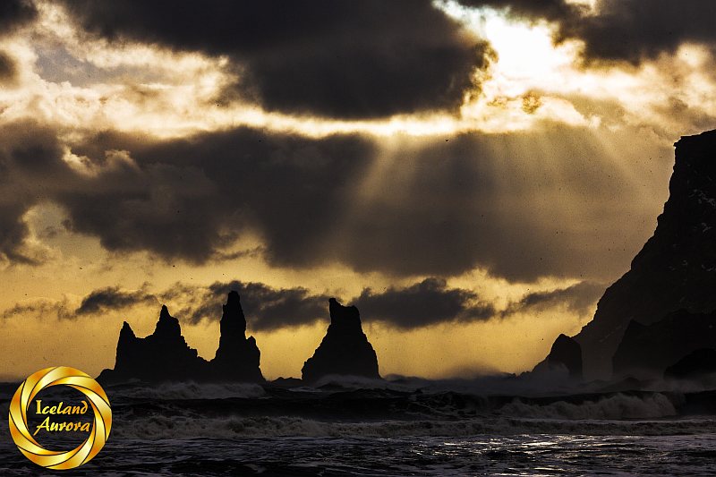 Reynisdrangur and Reynisfjall 