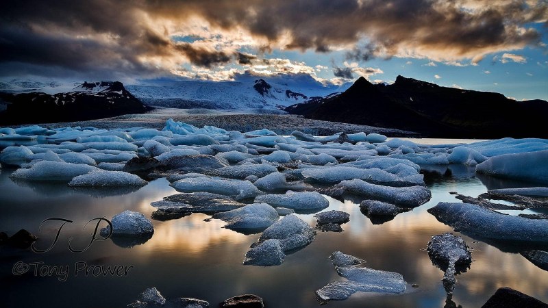 Fjallsarlon in the Summer