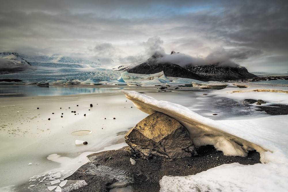 Fjallsárlón Glacier Lagoon – known for calving icebergs