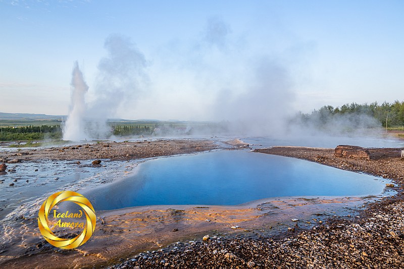 Geothermal pool at Geysir