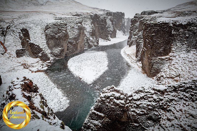 Fjaðrárgljúfur  Canyon Blizzard
