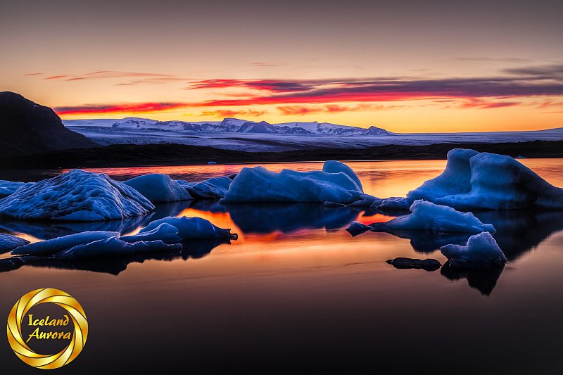 Fjalsarlon glacier lagoon