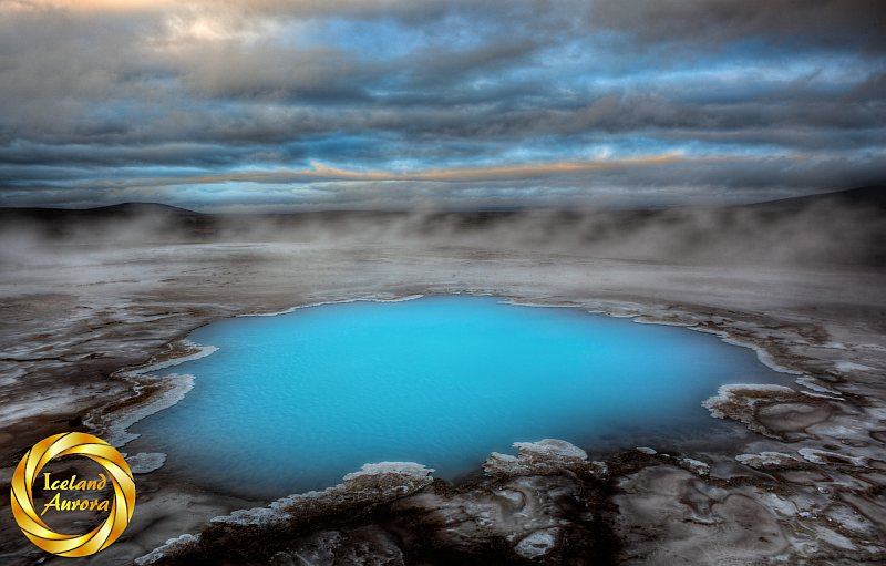 Blahver (blue pool)at at Hveravellir